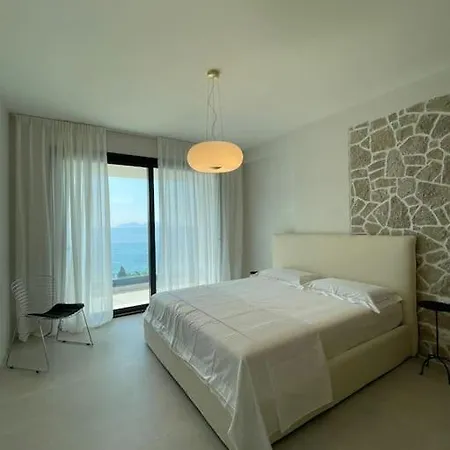 Amazing Brand New Flat In Apartment